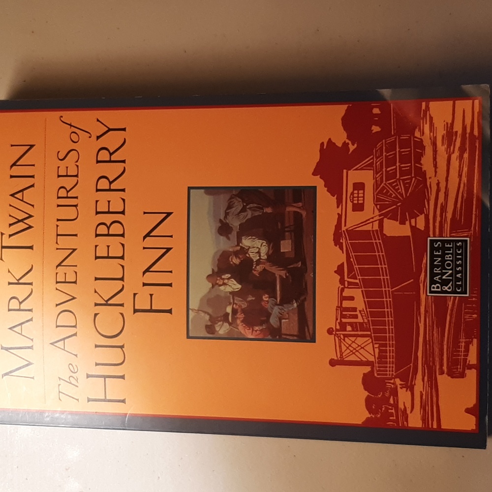 Classic Book Bundle Brave New World Huckleberry FInn - Picture 6 of 9